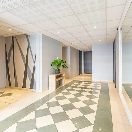 1 Bedroom In Center * Антиб