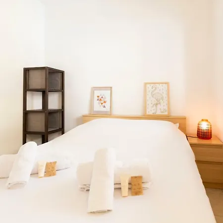 1 Bedroom In Center Appartement *